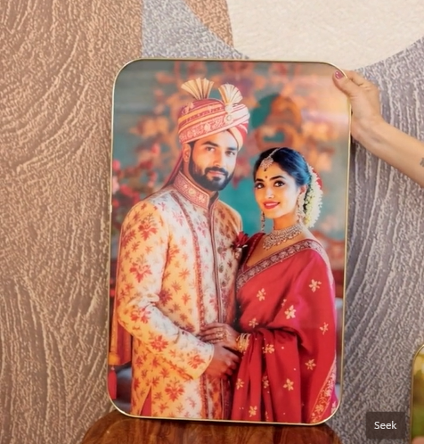 Golden Foil Acrylic Photo Frame – A Touch of Luxury for Your Memories