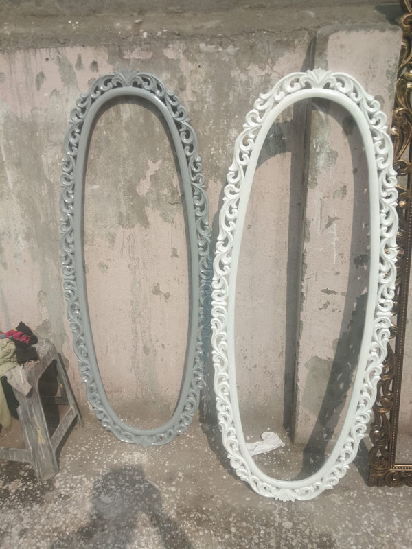 Oval Wooden Carving Frame