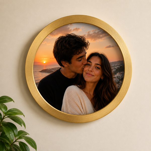 Round Photo Frame